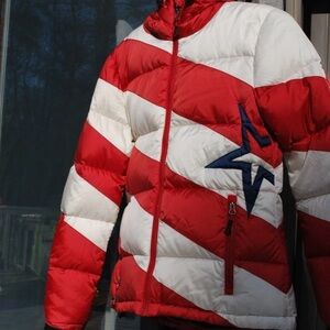 Women's Perfect Moment Super Mojo Day Ski Down Jacket Red
White Hooded M RARE